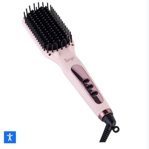 Lange Le Vite straightening brush in blush pink.
